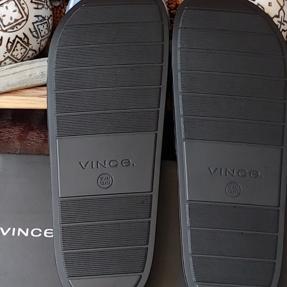 W-9; M-7 Vince Watley Woven Slide Sandals In Black - Picture 6 of 15